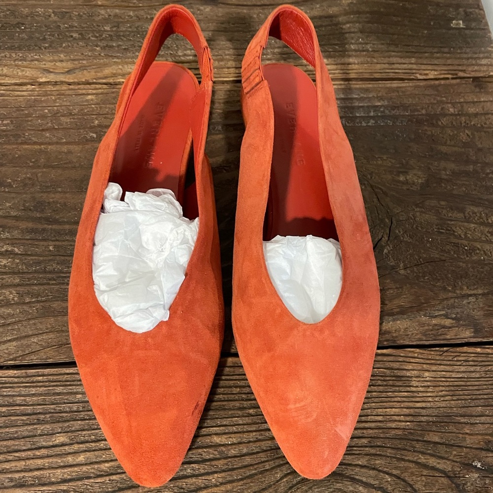 Everlane The V Slingback Women Size 6.5 Rustic
Orange Suede flats